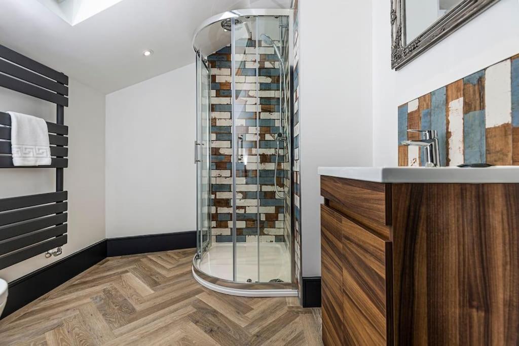 Bootique House - Luxury Group Accommodation In Wakefield Exterior foto