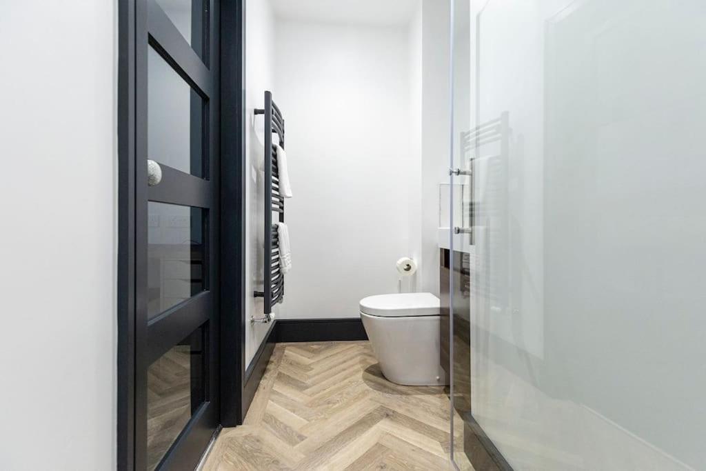 Bootique House - Luxury Group Accommodation In Wakefield Exterior foto